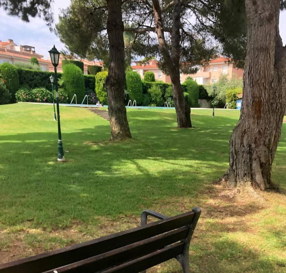 סאן פליו דה גיסולס Apartamento En Platja Sant Pol S'Agaro Con Pisicina Y Jardin מראה חיצוני תמונה