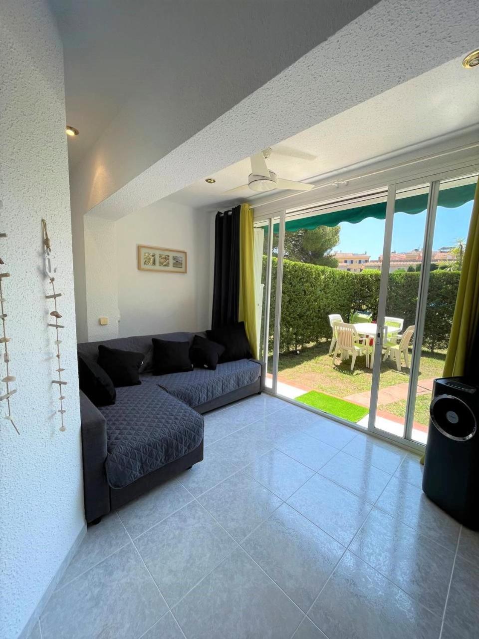 סאן פליו דה גיסולס Apartamento En Platja Sant Pol S'Agaro Con Pisicina Y Jardin מראה חיצוני תמונה